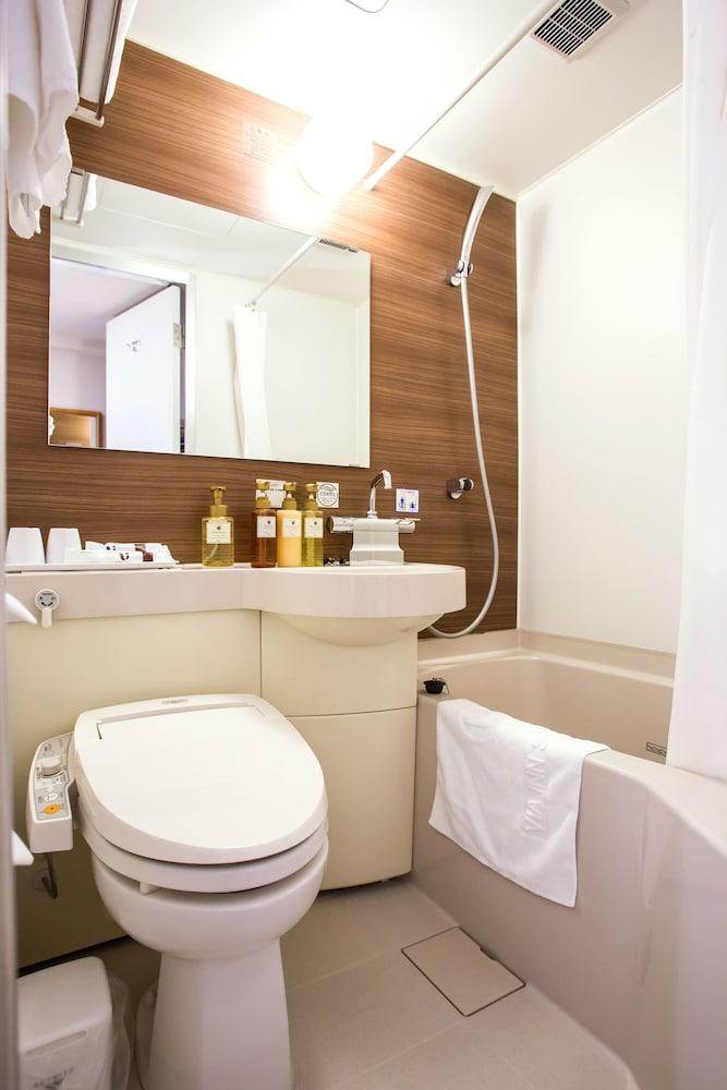 Via Inn Shin Osaka West Exterior foto