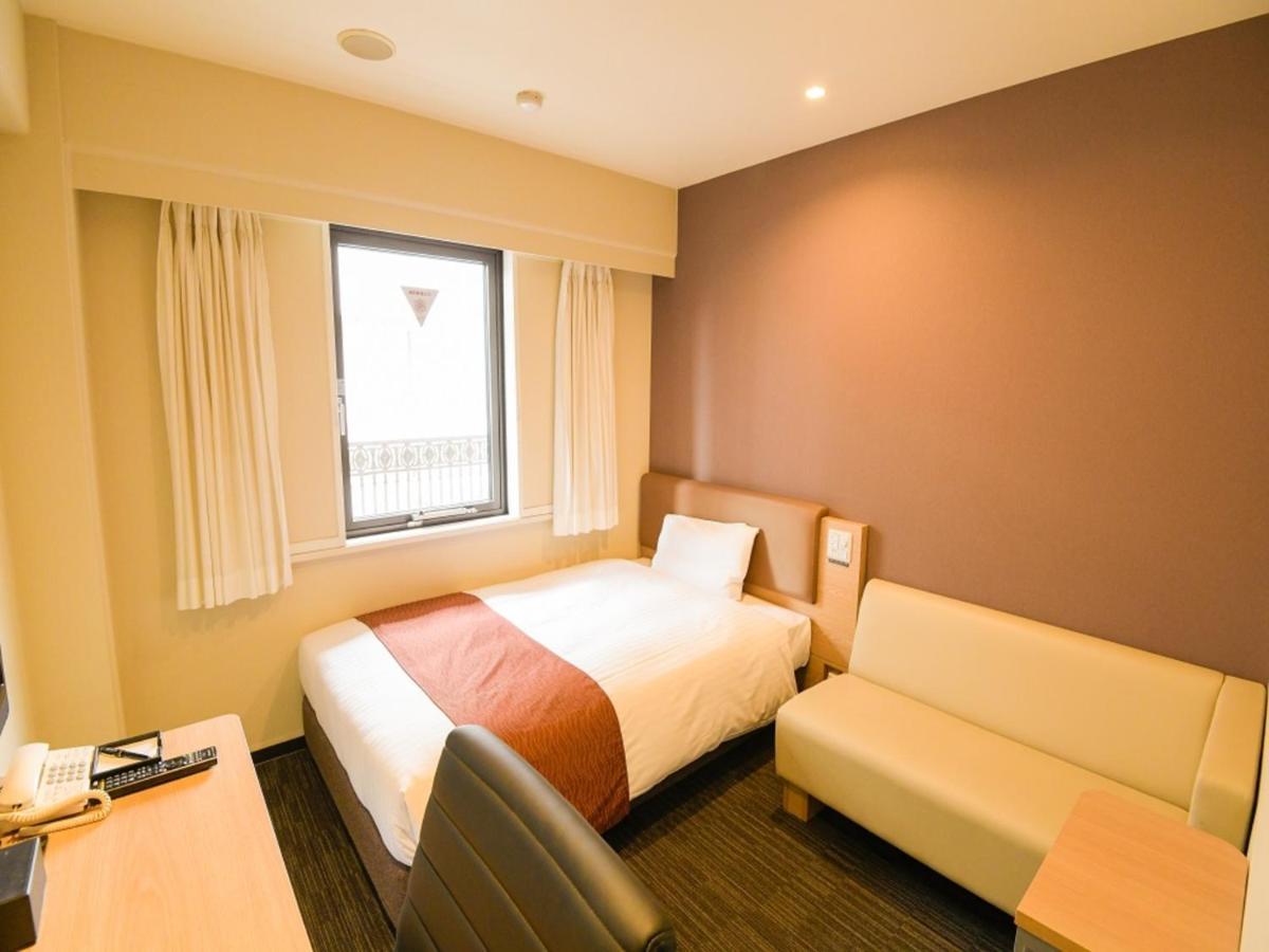 Via Inn Shin Osaka West Exterior foto