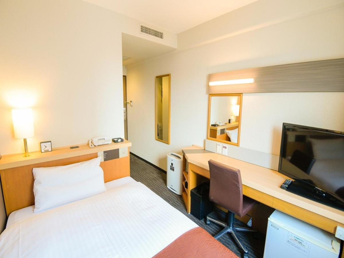 Via Inn Shin Osaka West Exterior foto