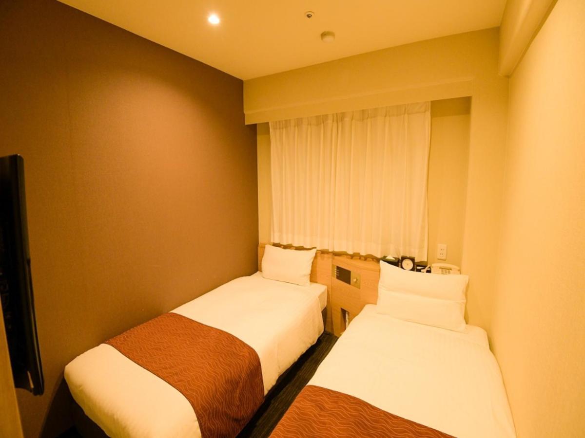 Via Inn Shin Osaka West Exterior foto