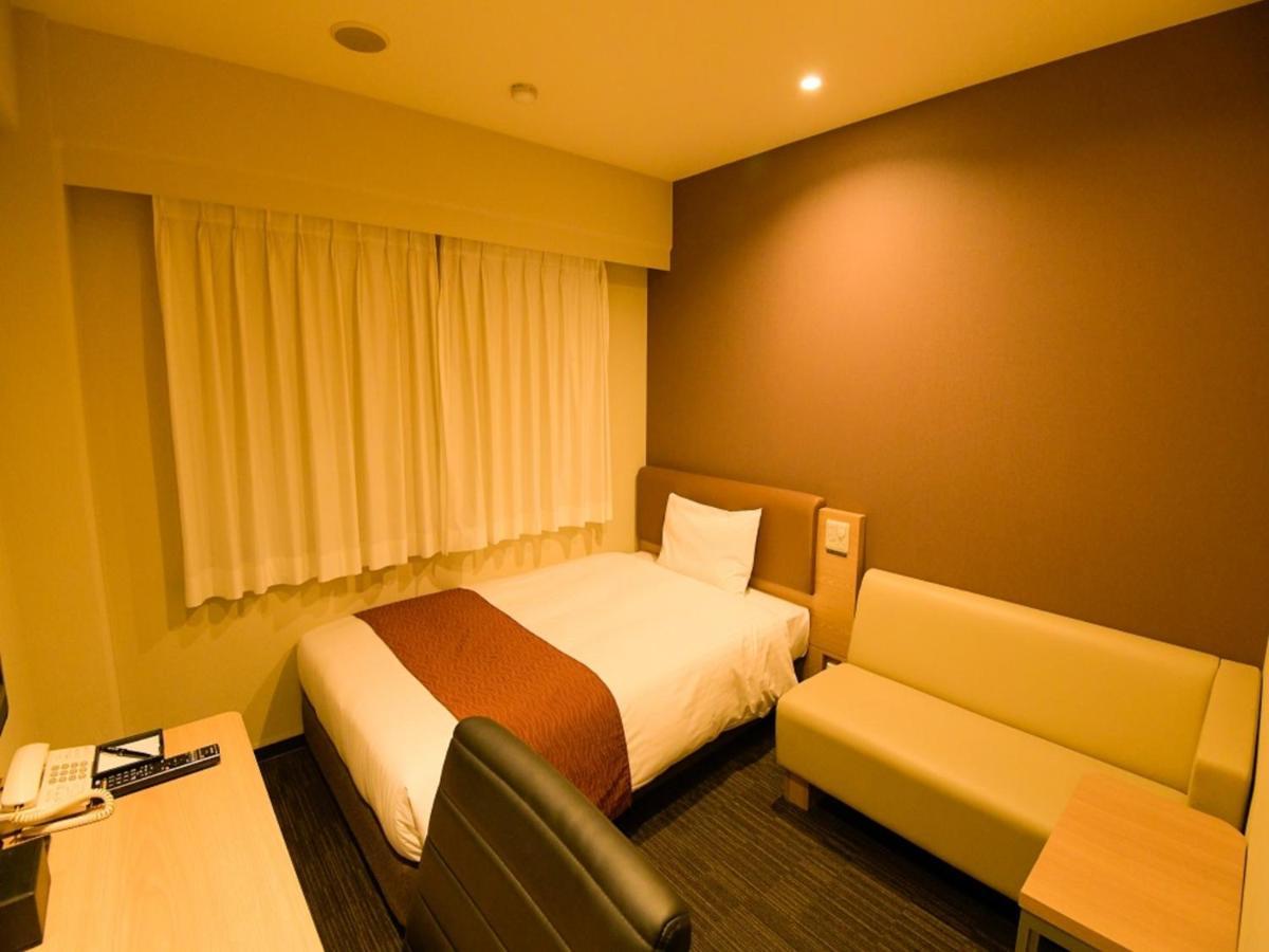 Via Inn Shin Osaka West Exterior foto