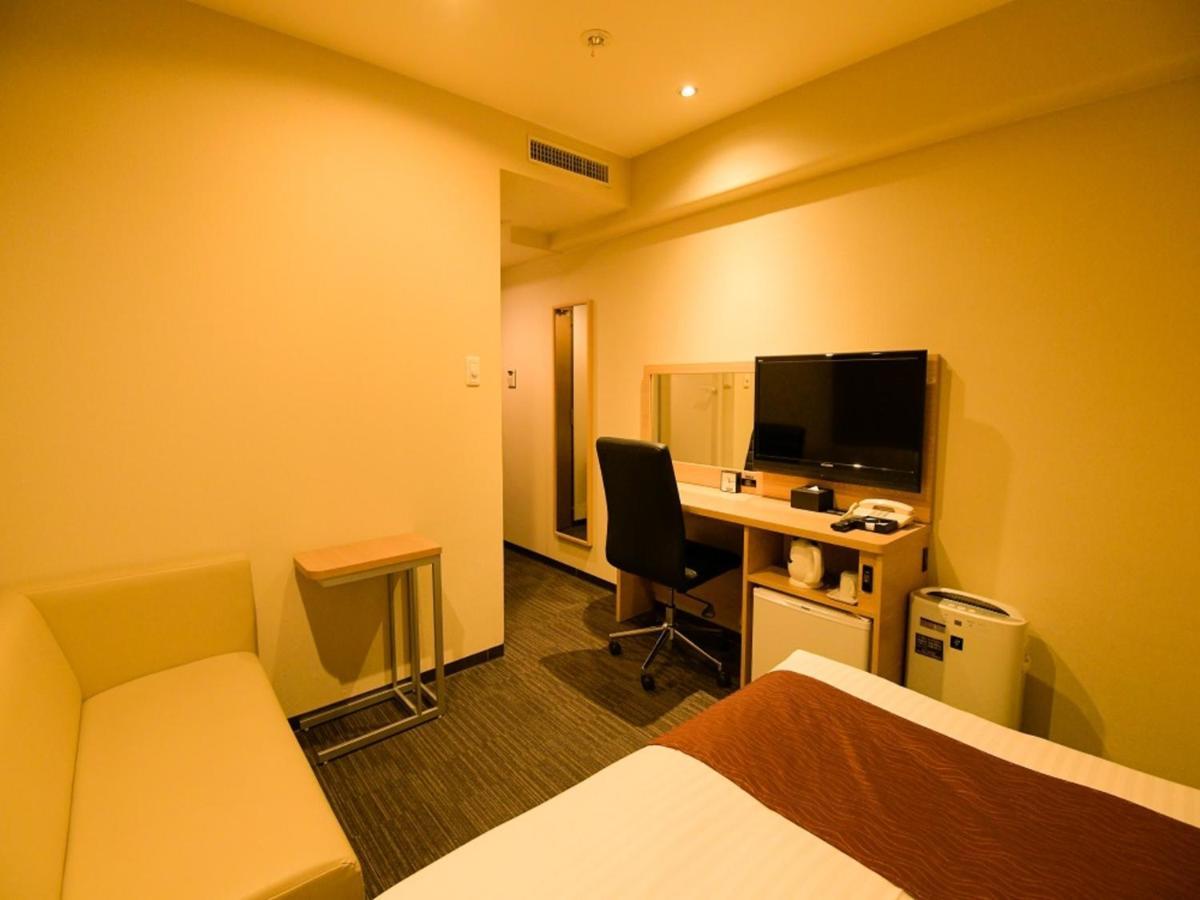 Via Inn Shin Osaka West Exterior foto