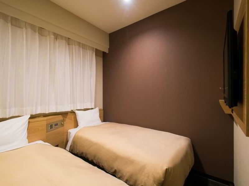 Via Inn Shin Osaka West Exterior foto