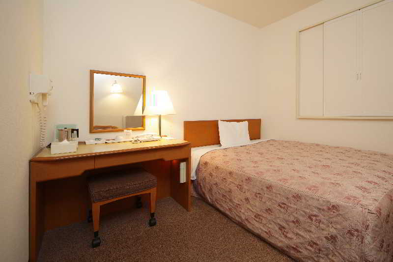 Via Inn Shin Osaka West Exterior foto